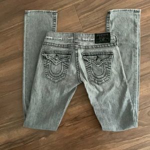 EUC “Billy” True Religion distressed grey denim